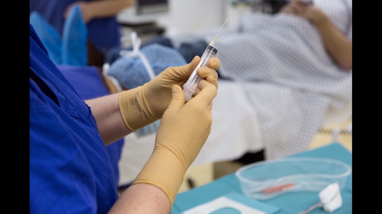 Image-guided injection into the shoulder